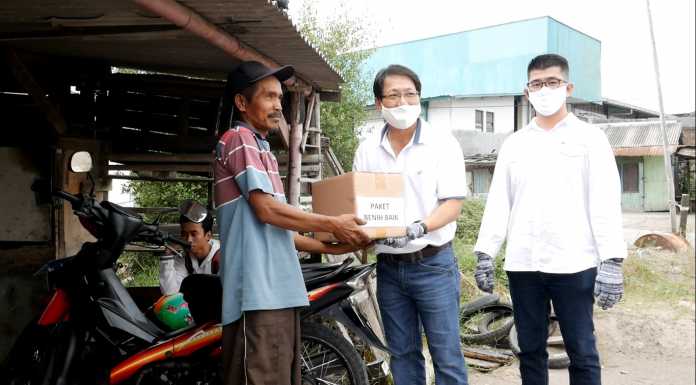 Bersama Sido Muncul dan BenihBaik.Com, Gerakan Gaharu Peduli Bantu Warga Terdampak Covid-19