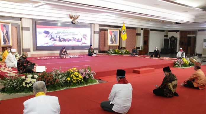 Lintas Agama
