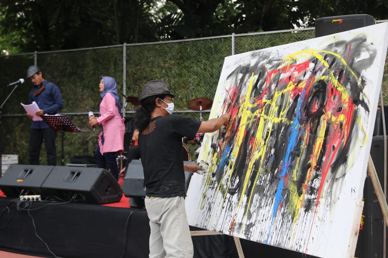 Demi Kreasi Seniman, Gubernur Jateng Sediakan Ruang Pertunjukan Kahanan di Rumah Dinas