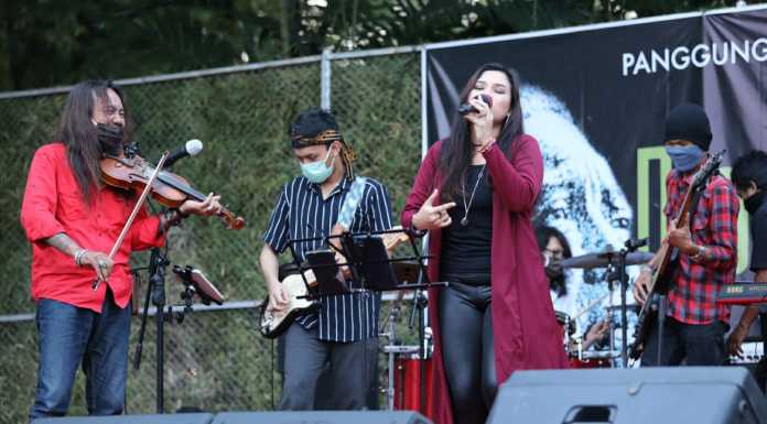 Ganjar Ajak Sobat Ambyar Njoget Dalam Acara Tribute to Didi Kempot Tribute to Didi Kempot